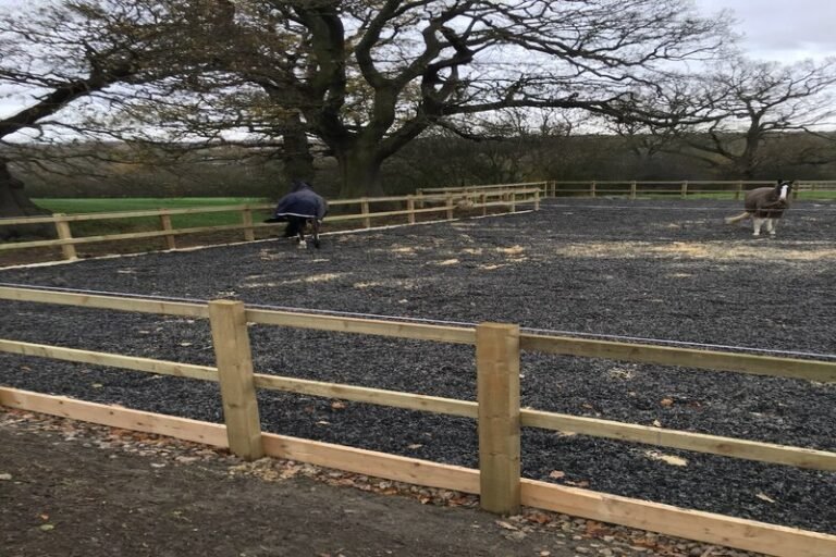 Turnout Horse Pen Construction Sheffield